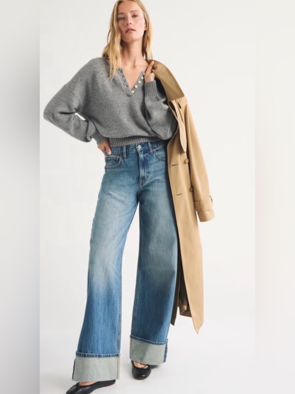 Abercrombie & Fitch High Rise Wide Leg Cuffed Jean Sz 30 Long